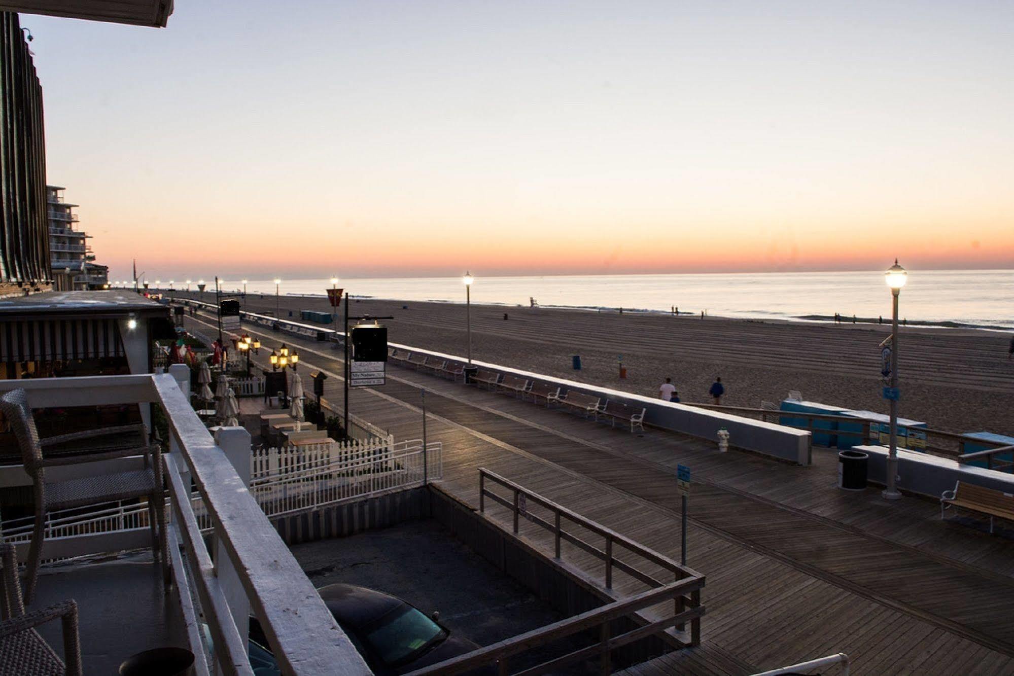Safari Hotel Boardwalk Ocean City Exterior photo